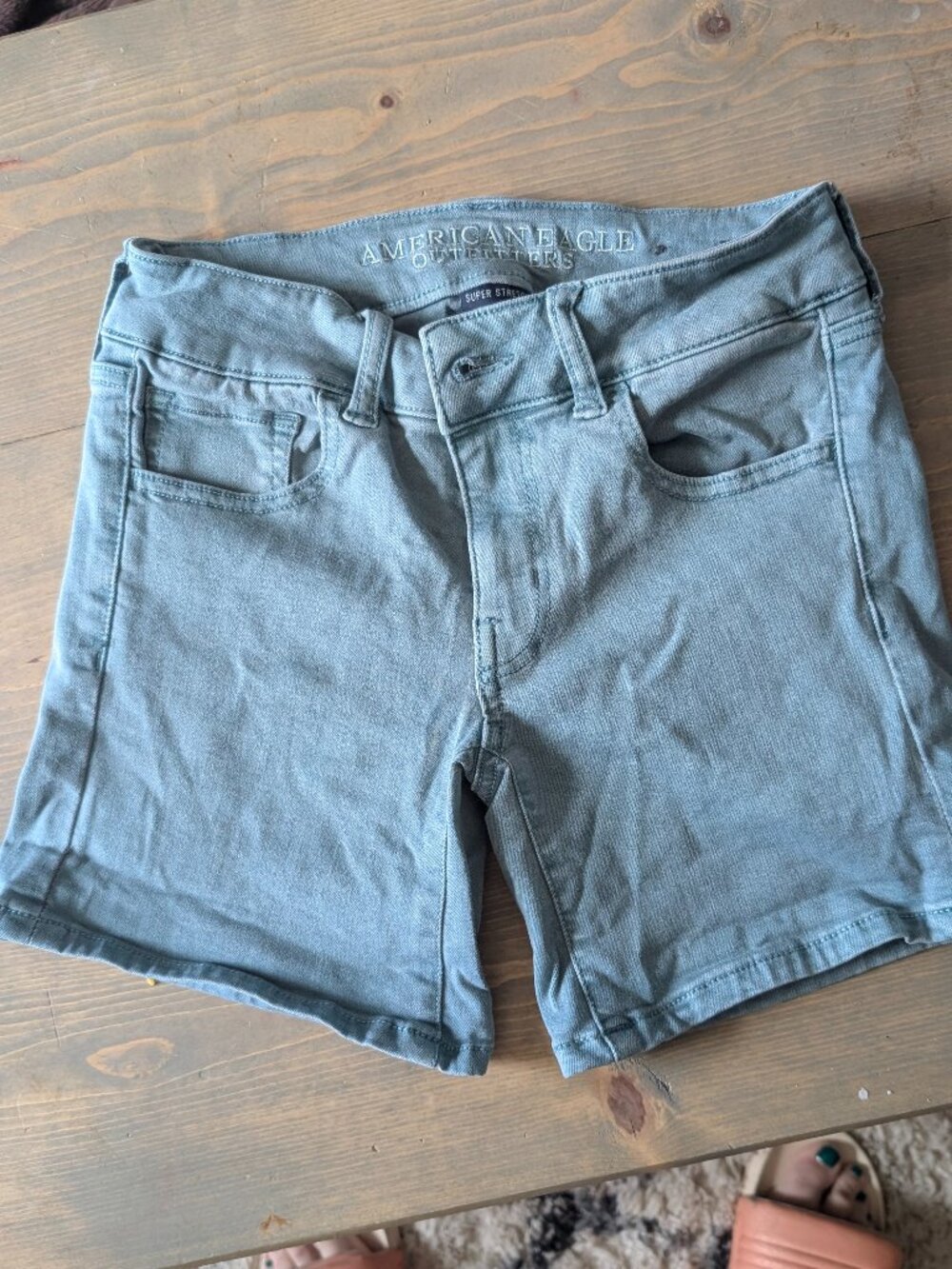 American Eagle Shorts Size 0 Super Stretch Midi Denim Pockets Army Green
